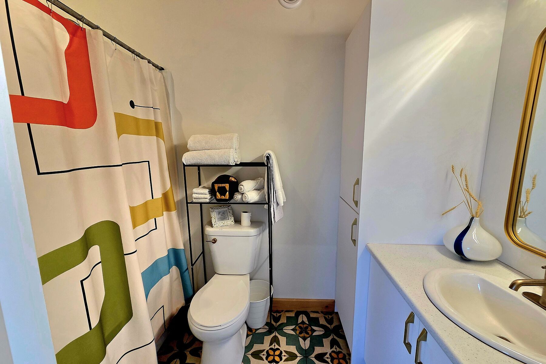  Out of Area, - 物件實景