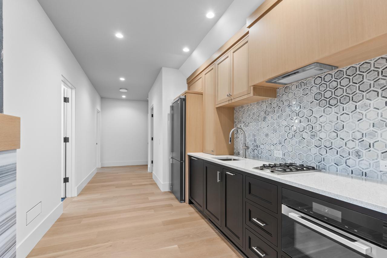 Orono, Minnesota, 55391, United States, 6 Bedrooms Bedrooms, ,3 BathroomsBathrooms,Residential,For Sale,2000639