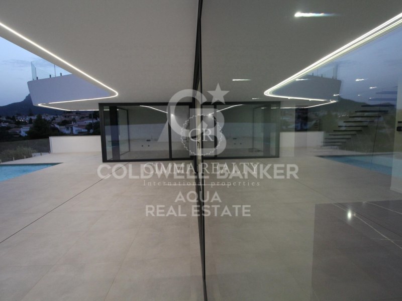 Alicante, Calpe / Calp, Calpe Pueblo Alicante, Cal, Calpe / Calp, Comunidad Valenciana, 03710, ES, 5 Bedrooms Bedrooms, ,5 BathroomsBathrooms,Residential,For Sale,Alicante, Calpe / Calp, Calpe Pueblo Alicante, Cal,1621624