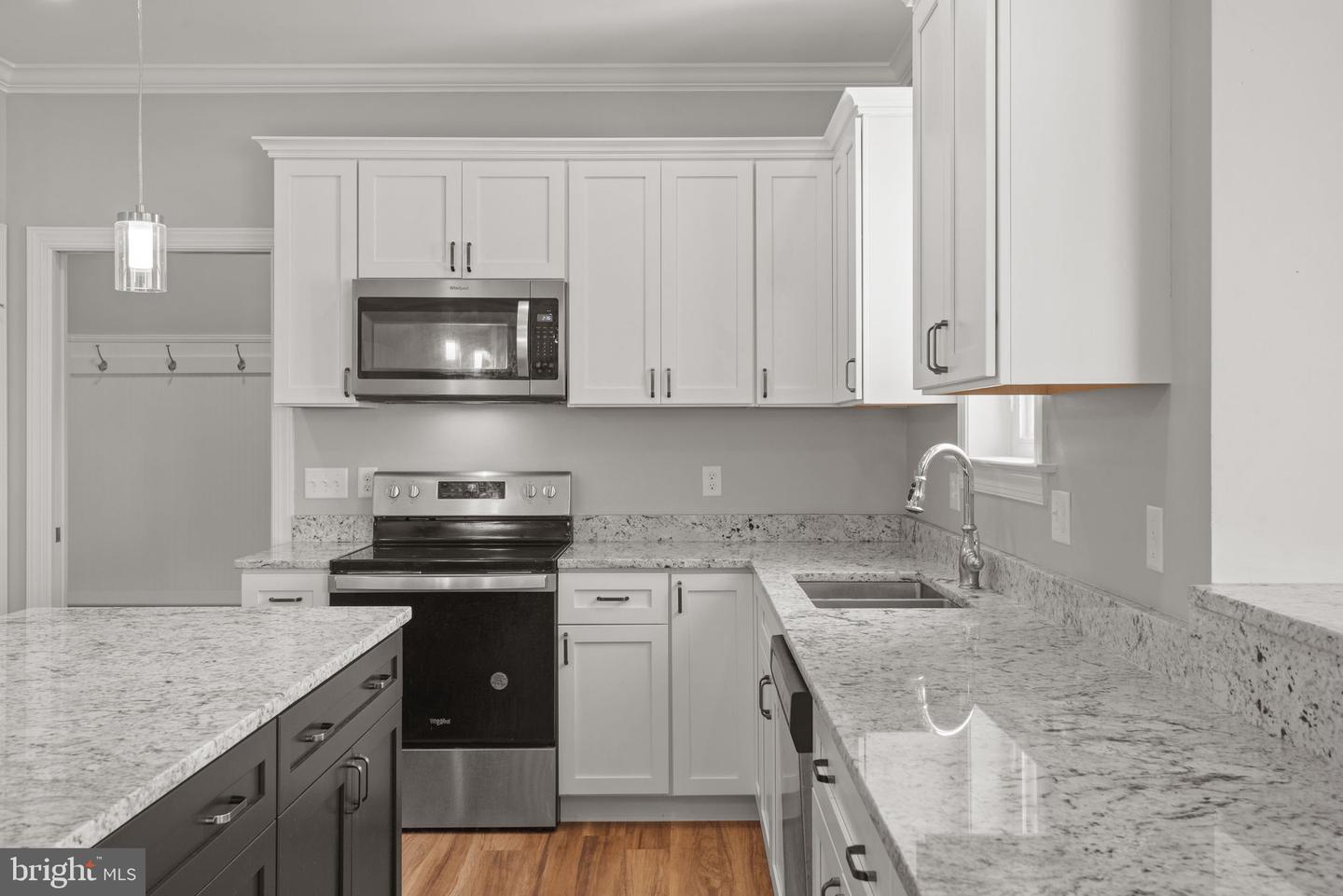 Lititz, Pennsylvania, 17543, United States, 4 Bedrooms Bedrooms, ,3 BathroomsBathrooms,Residential,For Sale,1905987