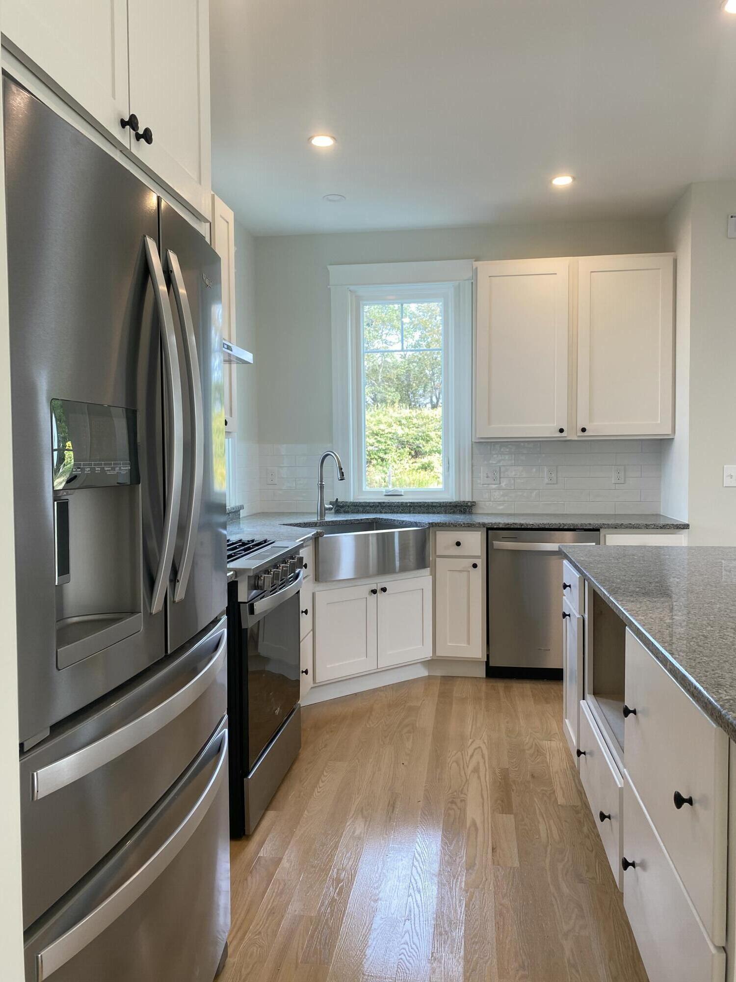 South Portland, Maine, 04106, United States, 3 Bedrooms Bedrooms, ,4 BathroomsBathrooms,Residential,For Sale,1966716