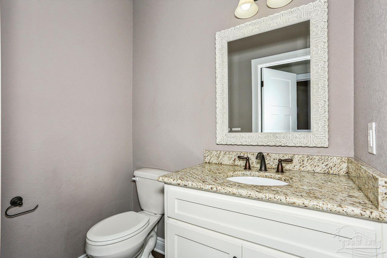Pace, Florida, 32571, United States, 5 Bedrooms Bedrooms, ,4 BathroomsBathrooms,Residential,For Sale,1941978