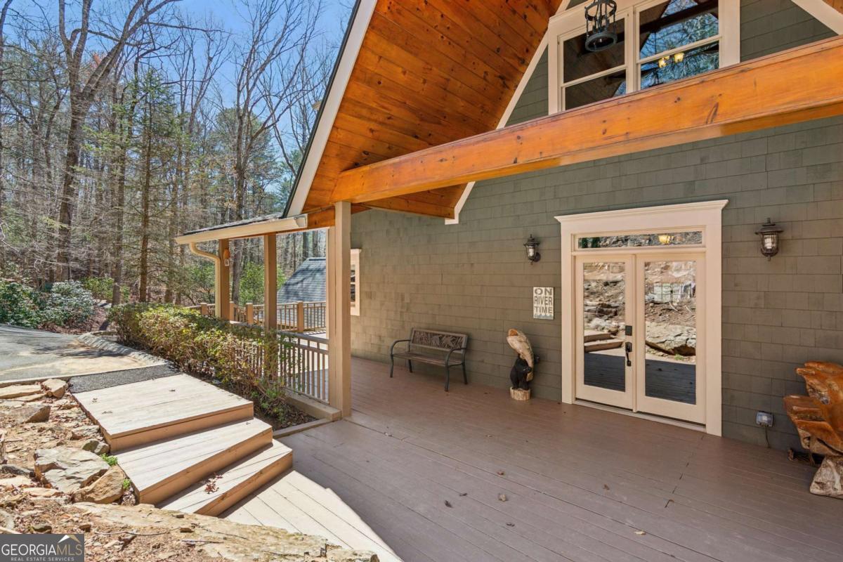Ellijay, Georgia, 30536, United States, 5 Bedrooms Bedrooms, ,4 BathroomsBathrooms,Residential,For Sale,1880037