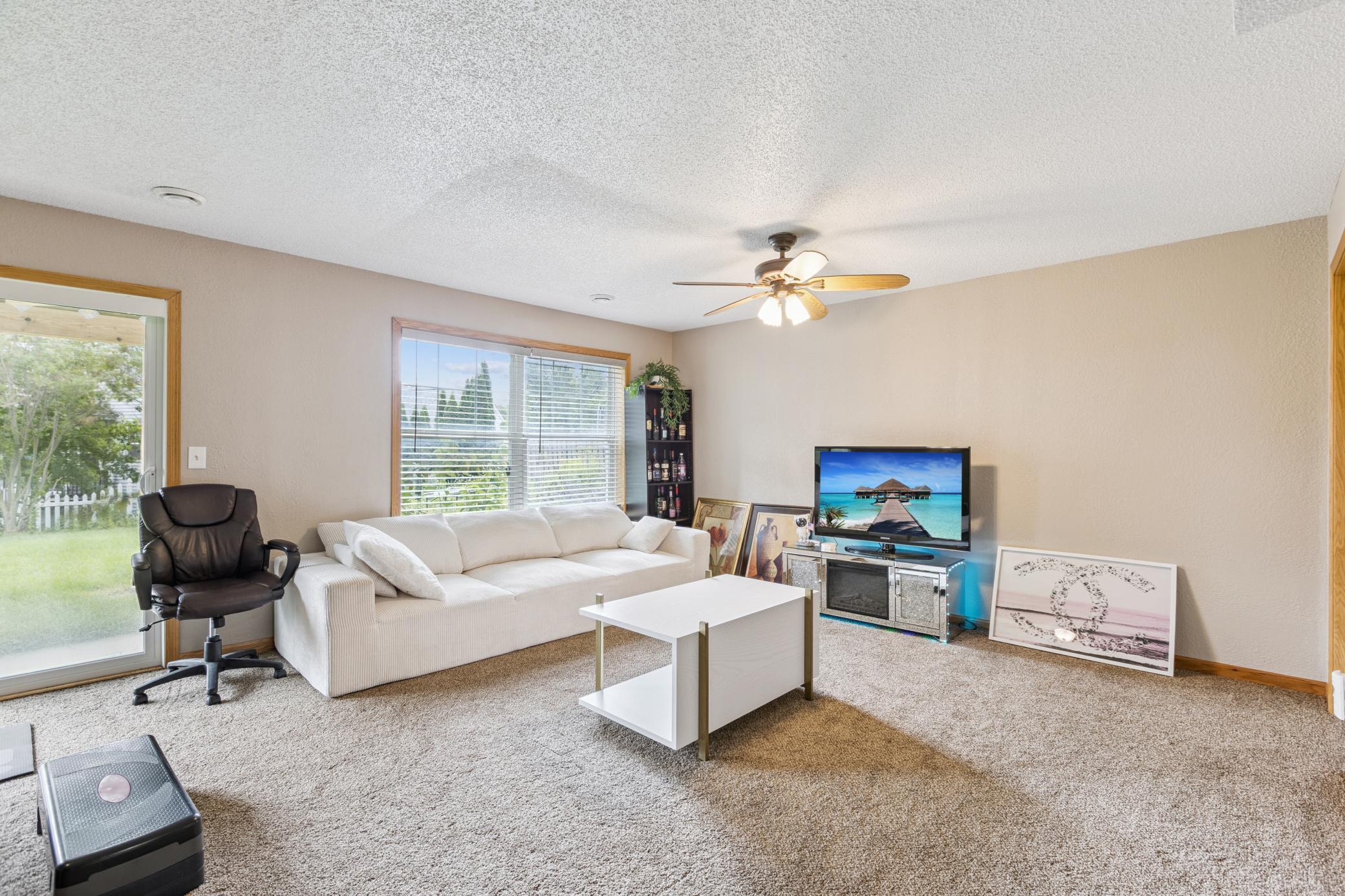 Saint Michael, Minnesota, 55376, United States, 5 Bedrooms Bedrooms, ,3 BathroomsBathrooms,Residential,For Sale,1942078