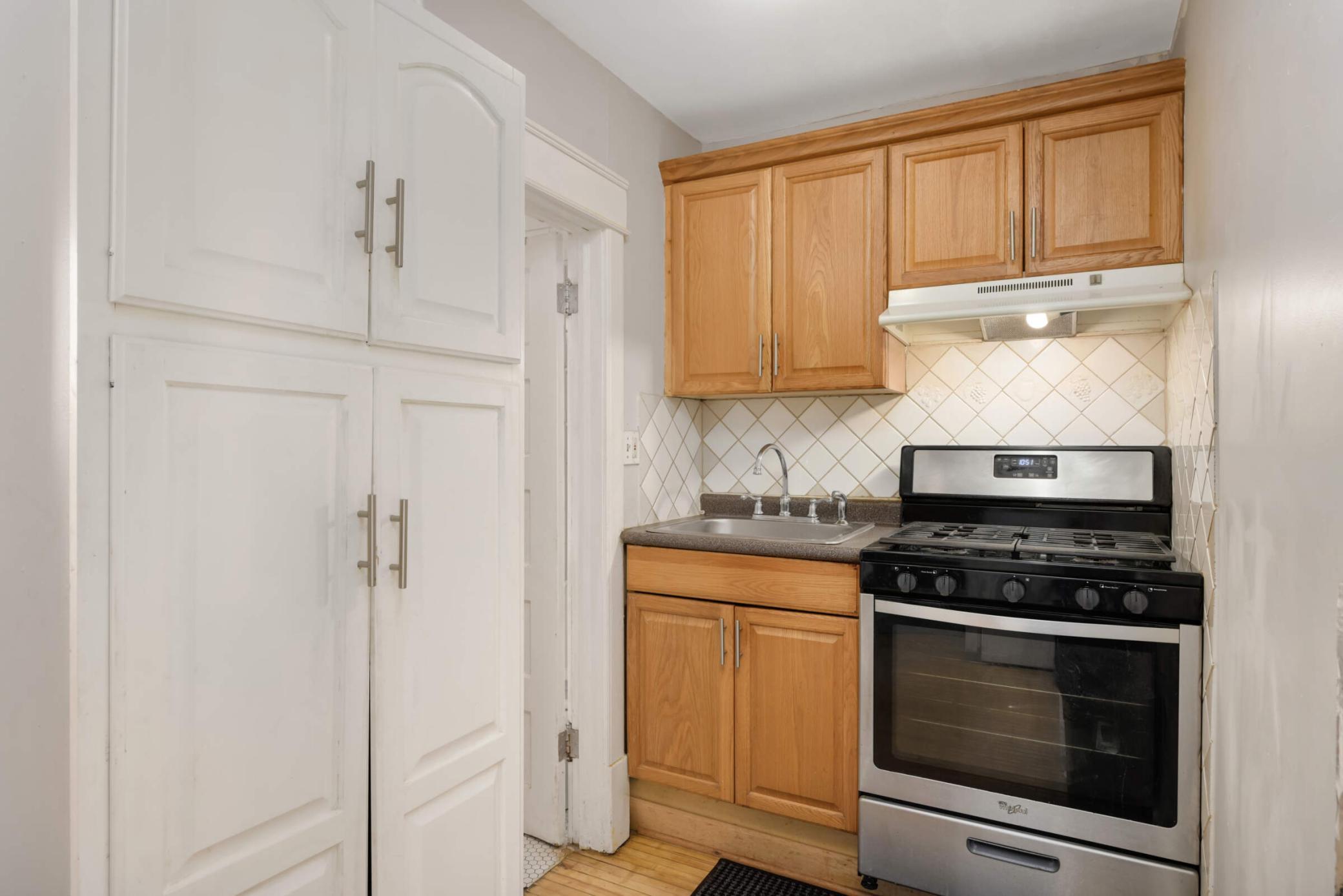 Minneapolis, Minnesota, 55405, United States, ,Residential,For Sale,1905881