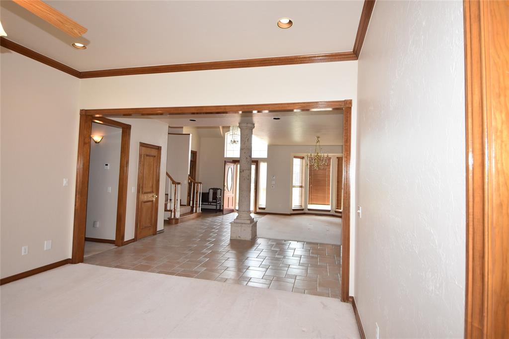 Oklahoma City, Oklahoma, 73142, United States, 5 Bedrooms Bedrooms, ,4 BathroomsBathrooms,Residential,For Sale,1935370