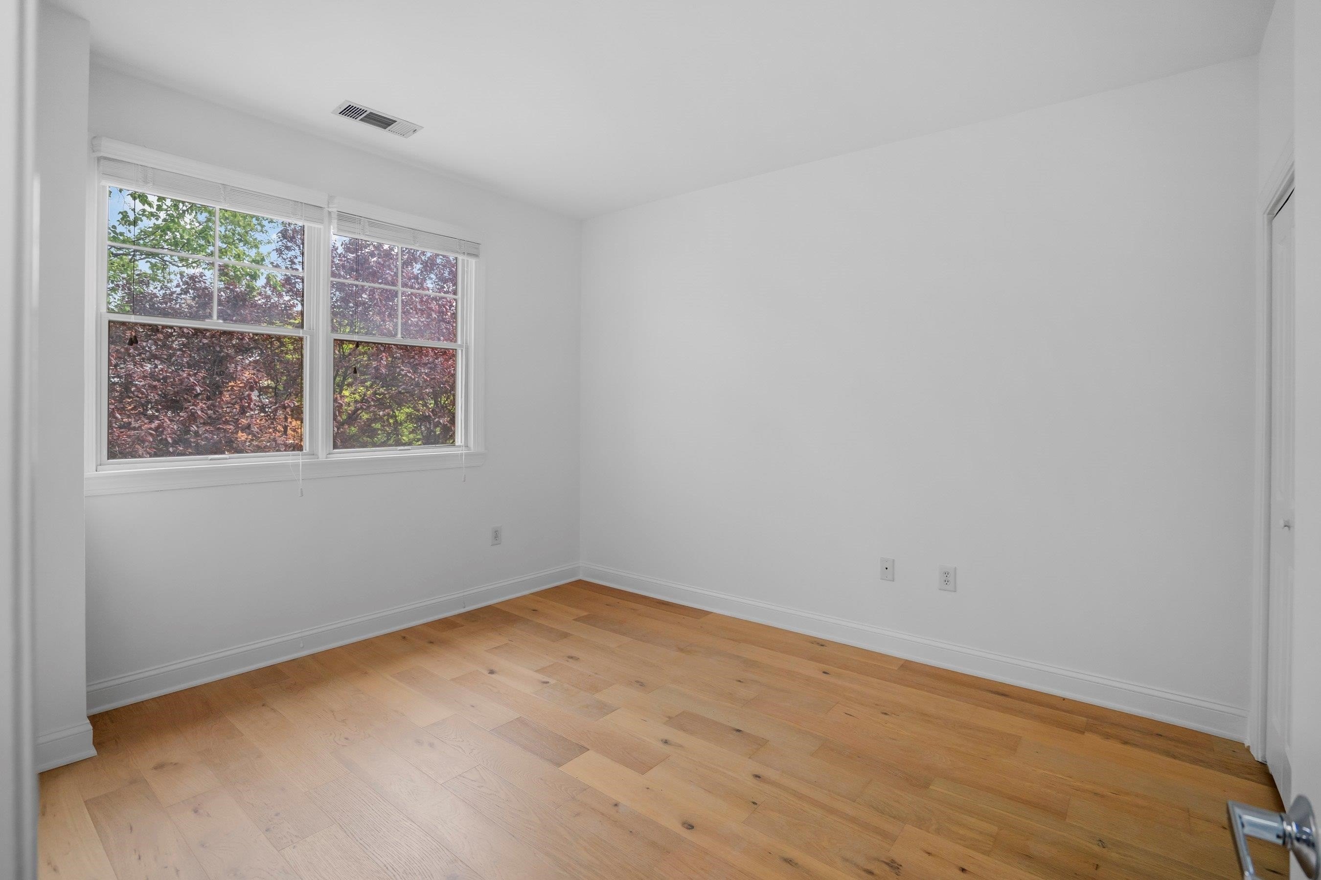 JC, Greenville, New Jersey, 07305, United States, 4 Bedrooms Bedrooms, ,4 BathroomsBathrooms,Residential,For Sale,1983348