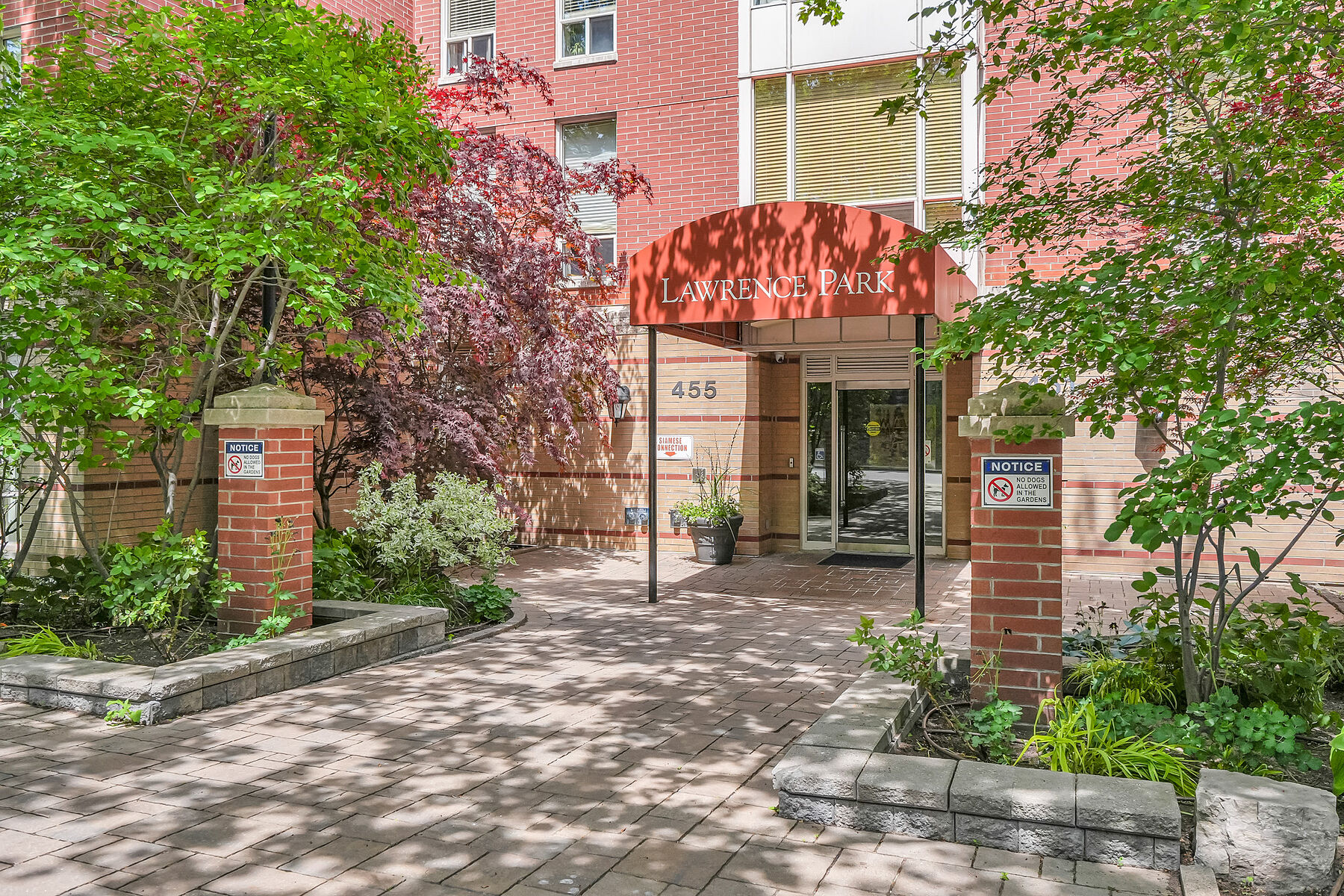  Lawrence Park on Rosewell - 物件實景