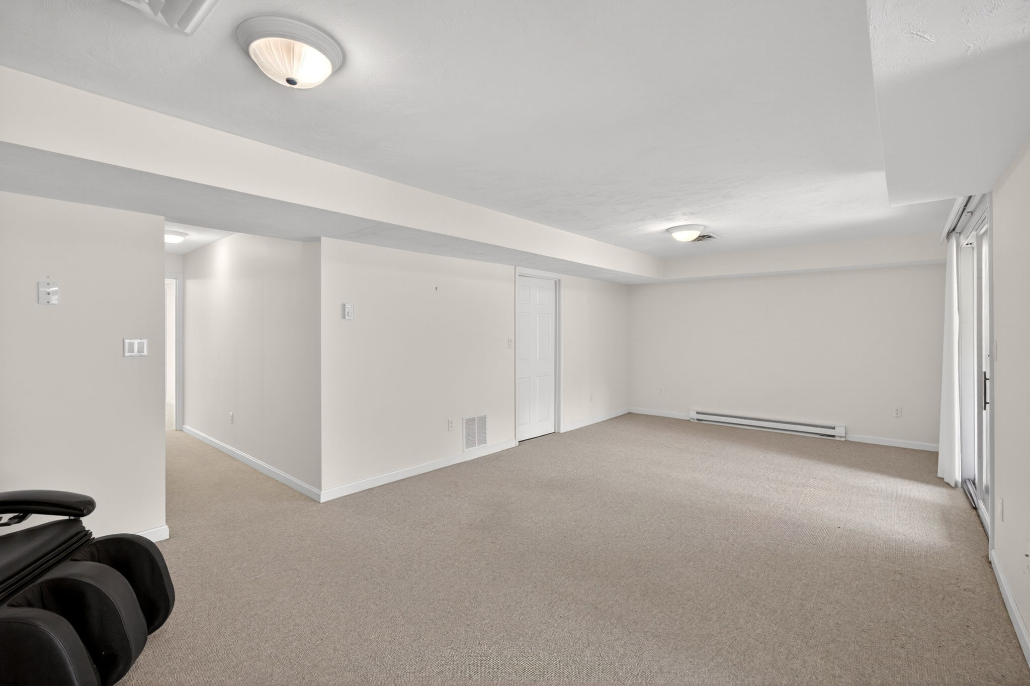  24 W Woods Circle, Yarmouth Port, MA, 02675 - 物件實景