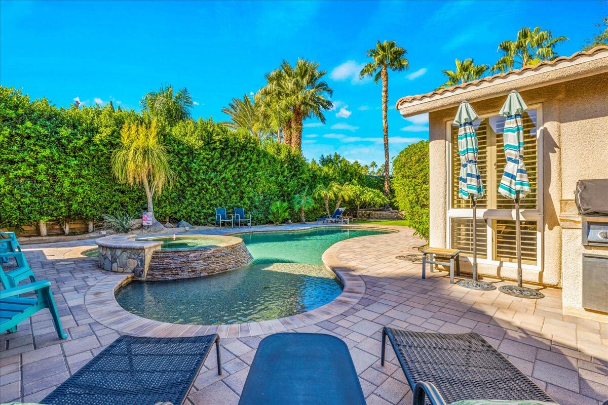 La Quinta, California, 92253, United States, 3 Bedrooms Bedrooms, ,3 BathroomsBathrooms,Residential,For Sale,1990308