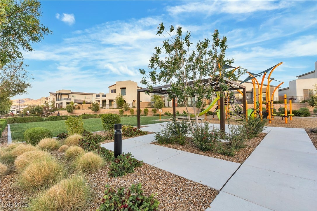 Henderson, Nevada, 89044, United States, 4 Bedrooms Bedrooms, ,2 BathroomsBathrooms,Residential,For Sale,1978774