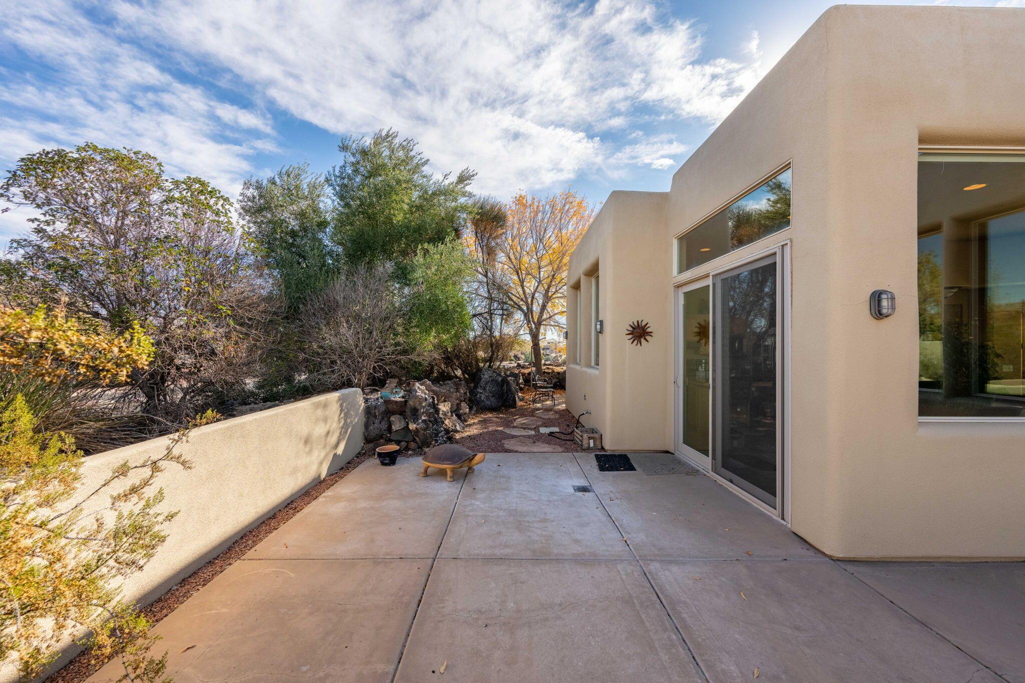 Santa Clara, Utah, 84765, United States, 4 Bedrooms Bedrooms, ,3 BathroomsBathrooms,Residential,For Sale,2005158