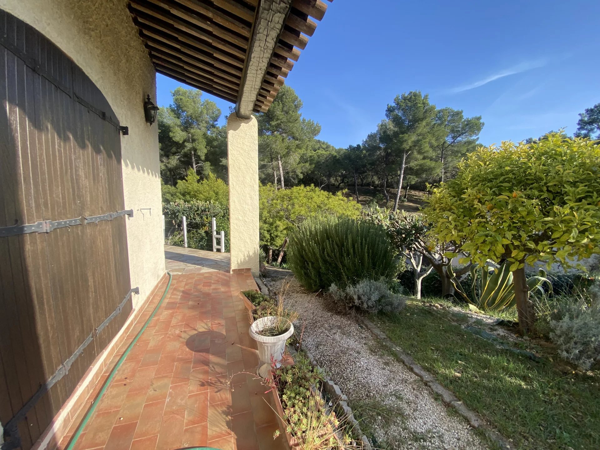 Saint-Mandrier-sur-Mer, Provence-Alpes-Côte d’Azur, 83430, FR, 4 Bedrooms Bedrooms, ,6 BathroomsBathrooms,Residential,For Sale,1673174