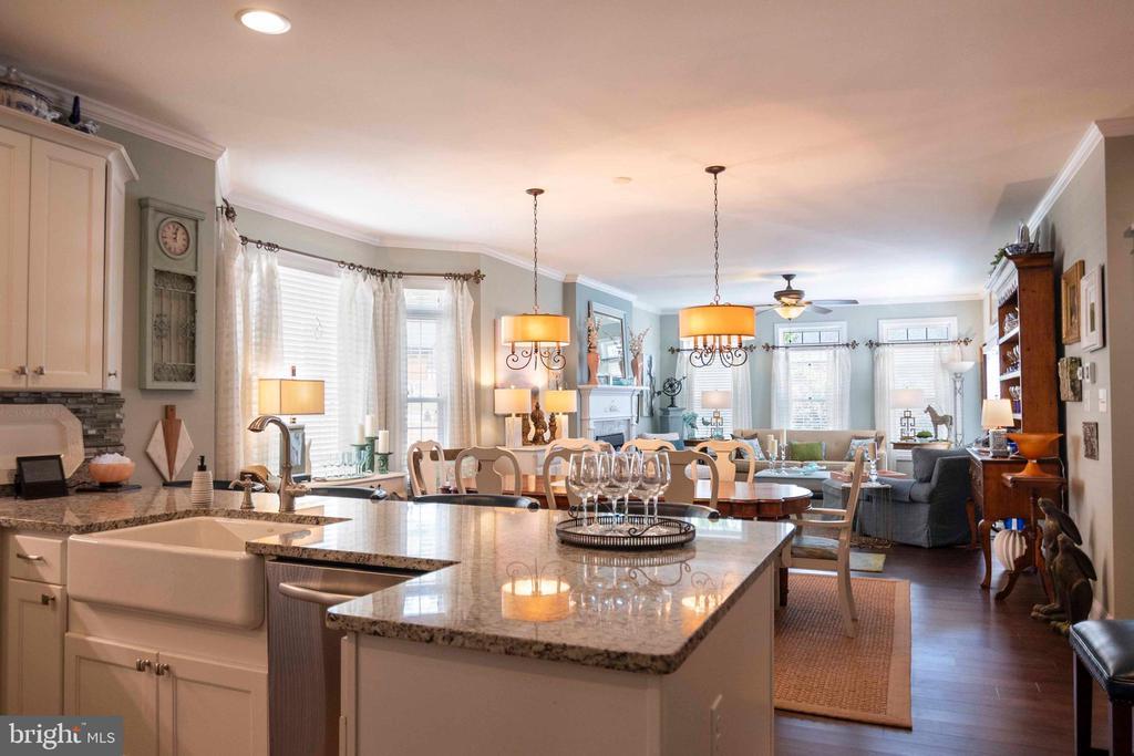 Shepherdstown, West Virginia, 25443, United States, 3 Bedrooms Bedrooms, ,3 BathroomsBathrooms,Residential,For Sale,1951185