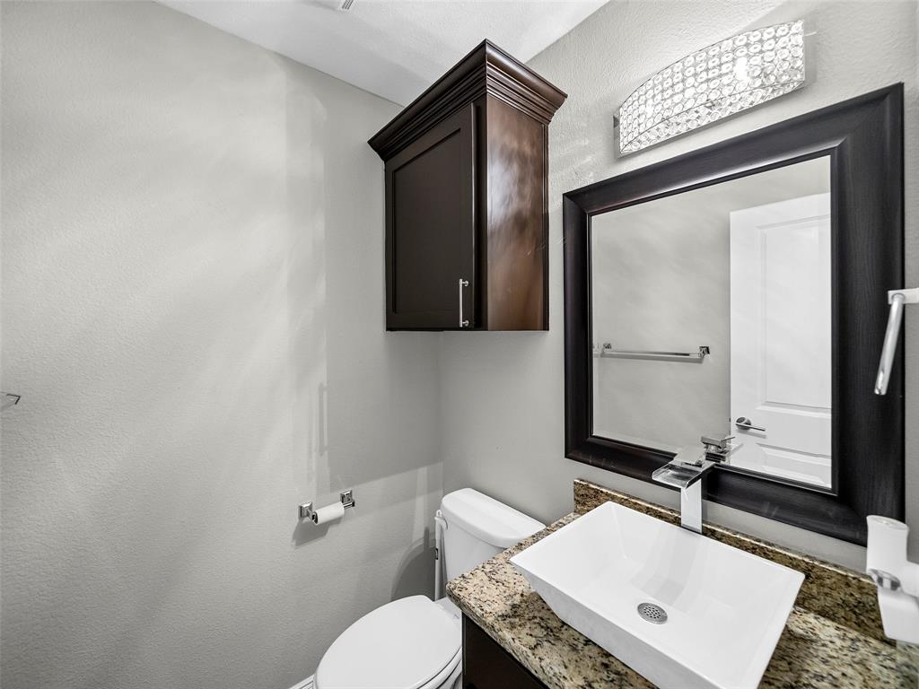 Dallas, Texas, 75229, United States, 3 Bedrooms Bedrooms, ,3 BathroomsBathrooms,Residential,For Sale,1912559