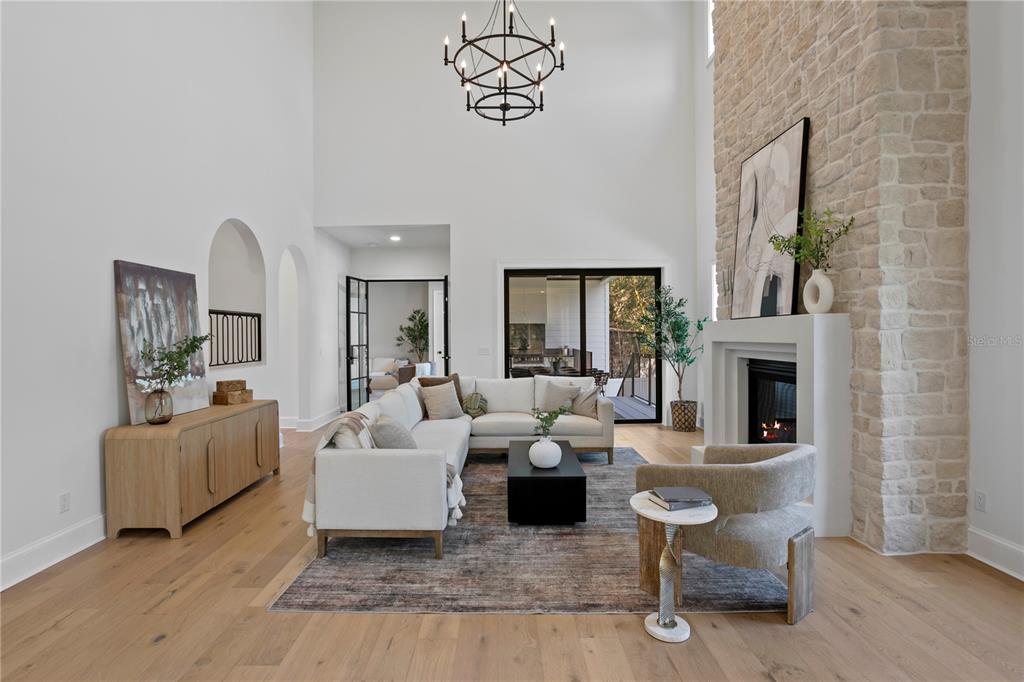 Tampa, Florida, 33629, United States, 5 Bedrooms Bedrooms, ,5 BathroomsBathrooms,Residential,For Sale,1837490