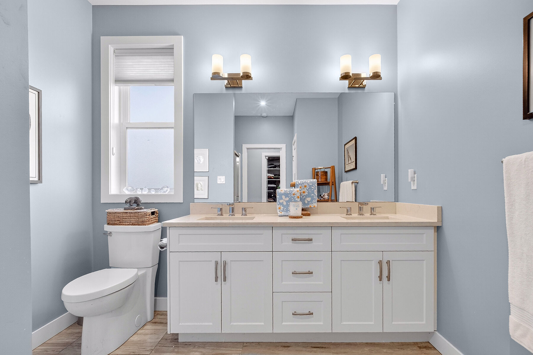  Woodland Shores - 物件實景