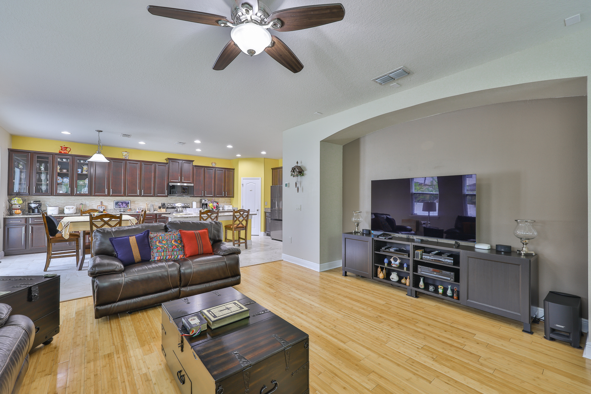 Tampa, Florida, 33616, United States, 3 Bedrooms Bedrooms, ,3 BathroomsBathrooms,Residential,For Sale,1981875