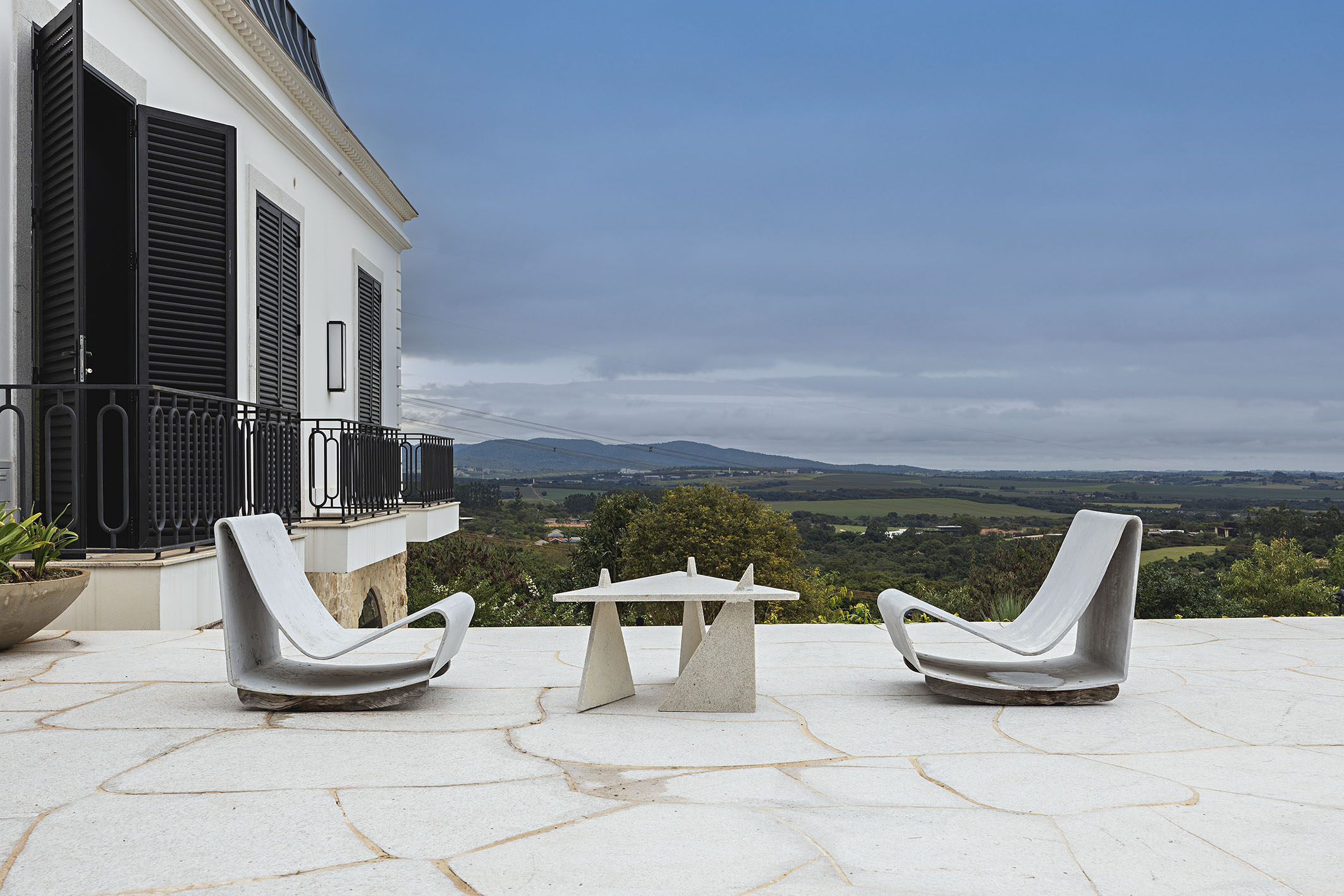 French-Inspired Residence on an Expansive Estate at Fazenda Boa Vista - 物件實景