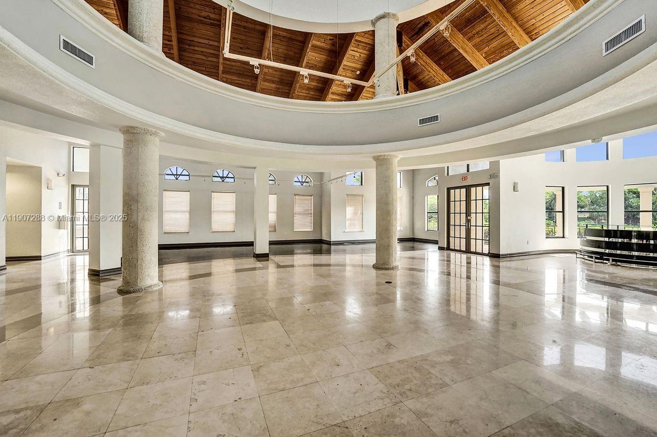 Hollywood, Florida, 33019, United States, 3 Bedrooms Bedrooms, ,3 BathroomsBathrooms,Residential,For Sale,1989592