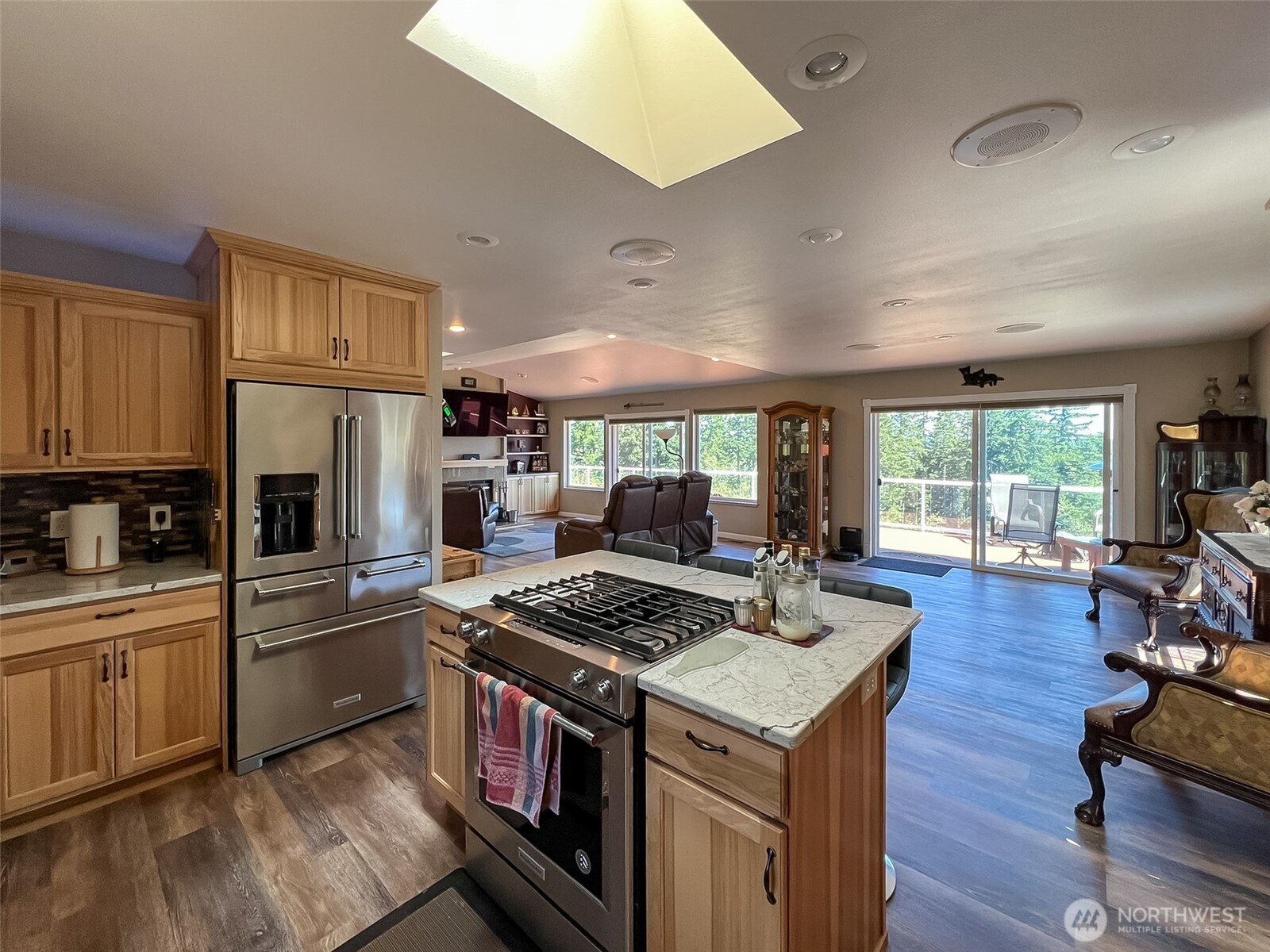 Oak Harbor, Washington, 98277, United States, 3 Bedrooms Bedrooms, ,1 BathroomBathrooms,Residential,For Sale,1896495