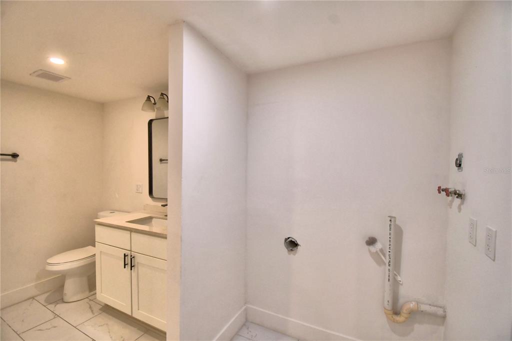 Winter Haven, Florida, 33881, United States, 9 Bedrooms Bedrooms, ,7 BathroomsBathrooms,Residential,For Sale,2003351