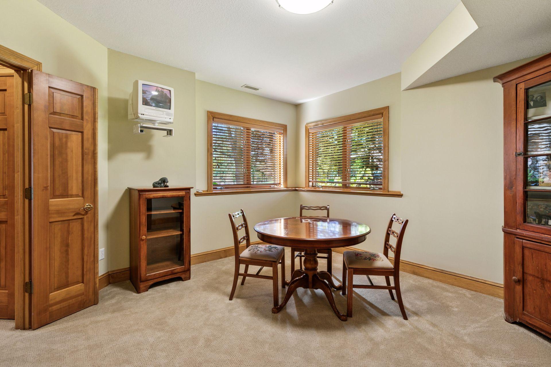 Eden Prairie, Minnesota, 55347, United States, 4 Bedrooms Bedrooms, ,3 BathroomsBathrooms,Residential,For Sale,1989574