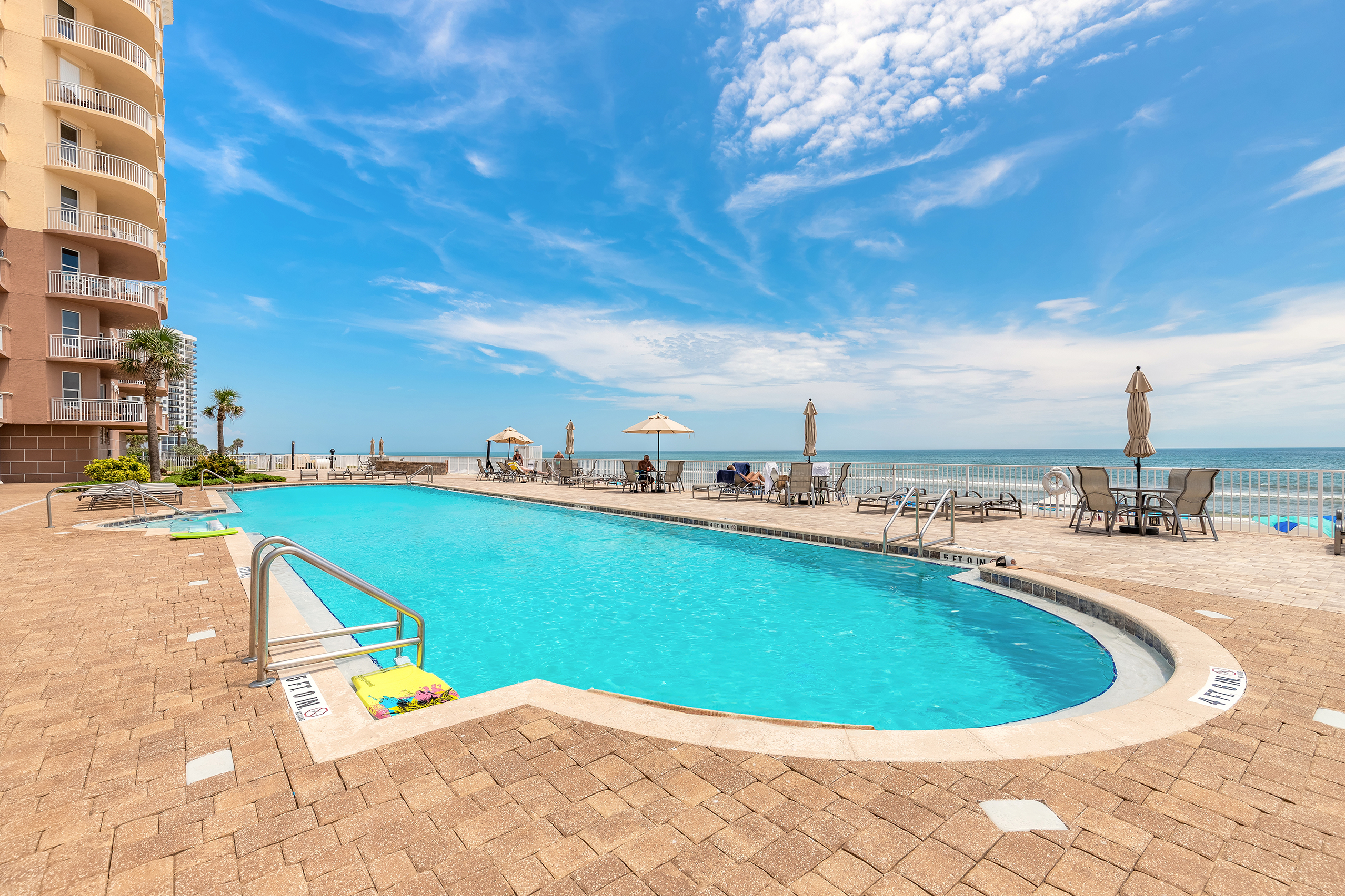 Daytona Beach, Florida, 32118, United States, 3 Bedrooms Bedrooms, ,3 BathroomsBathrooms,Residential,For Sale,1887964