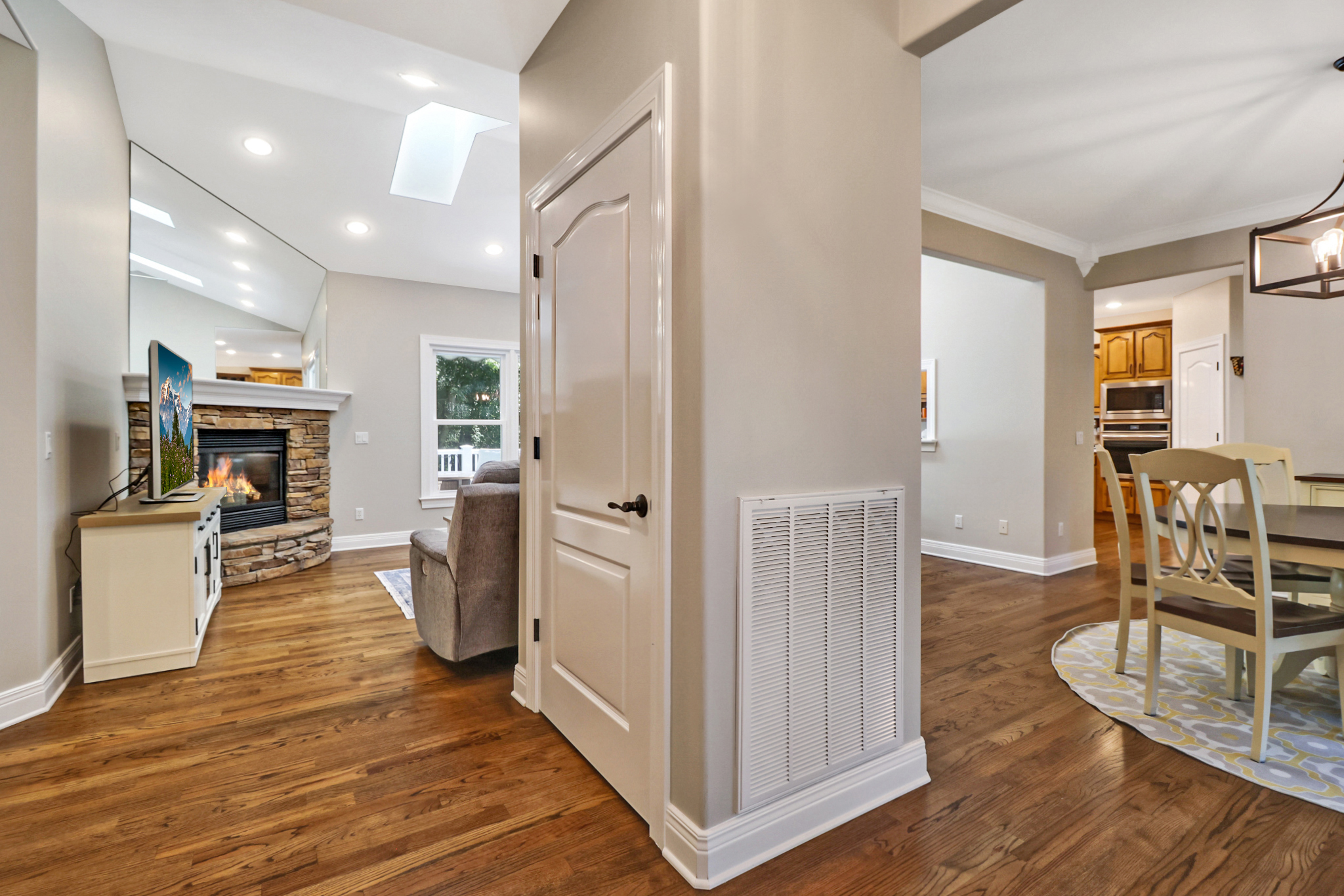 Crossville, Tennessee, 38558, United States, 4 Bedrooms Bedrooms, ,3 BathroomsBathrooms,Residential,For Sale,1976801