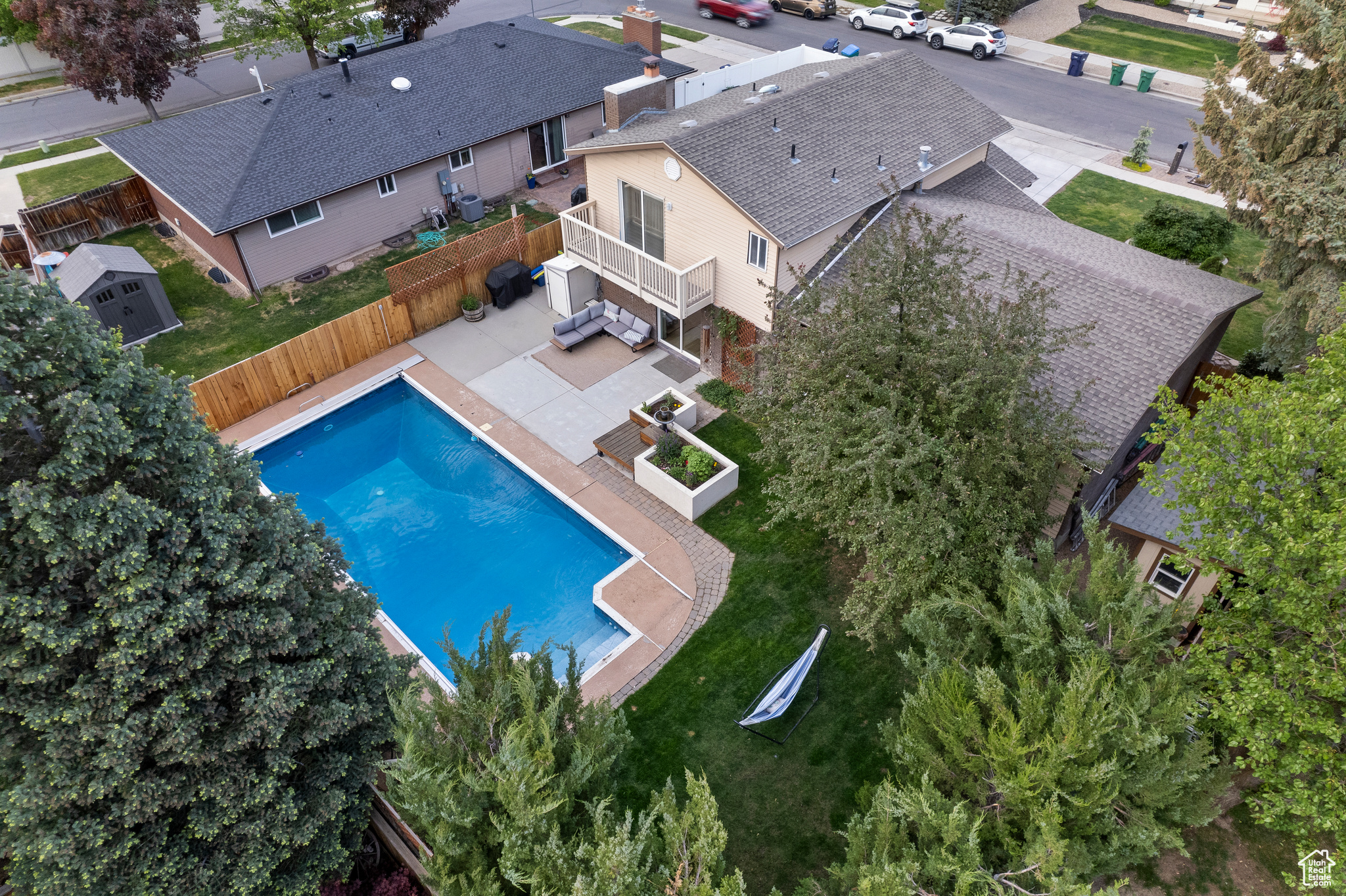 Sandy, Utah, 84093, United States, 6 Bedrooms Bedrooms, ,2 BathroomsBathrooms,Residential,For Sale,1882601