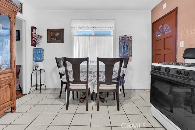 Buena Park, California, 90621, United States, 2 Bedrooms Bedrooms, ,1 BathroomBathrooms,Residential,For Sale,2005583