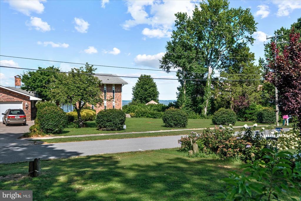 Colonial Beach, Virginia, 22443, United States, 4 Bedrooms Bedrooms, ,3 BathroomsBathrooms,Residential,For Sale,1905965
