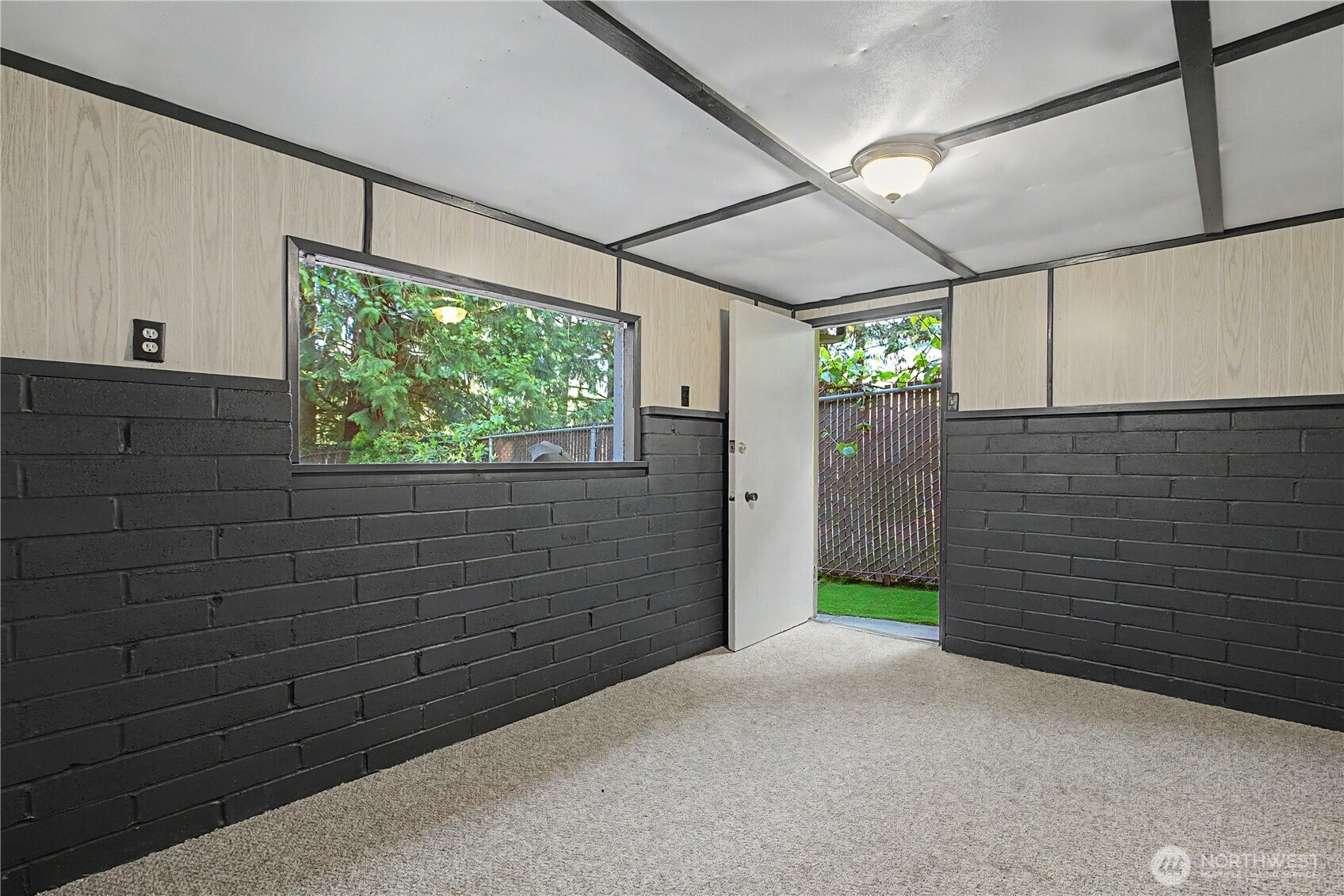 Olympia, Washington, 98513, United States, 4 Bedrooms Bedrooms, ,3 BathroomsBathrooms,Residential,For Sale,2048484