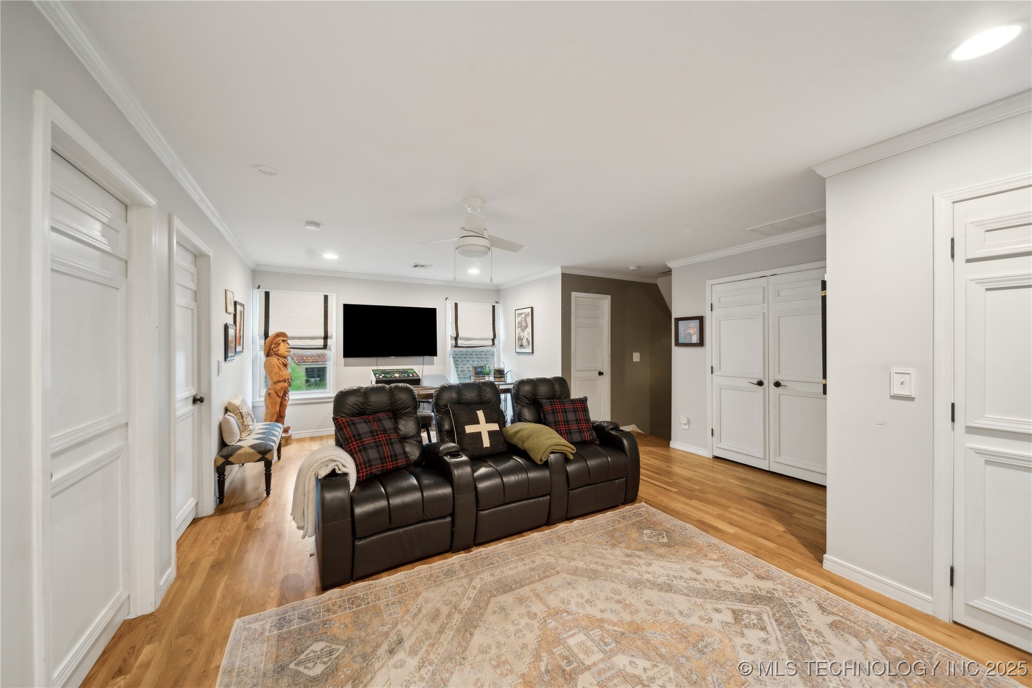 Tulsa, Oklahoma, 74114, United States, 4 Bedrooms Bedrooms, ,4 BathroomsBathrooms,Residential,For Sale,1795496