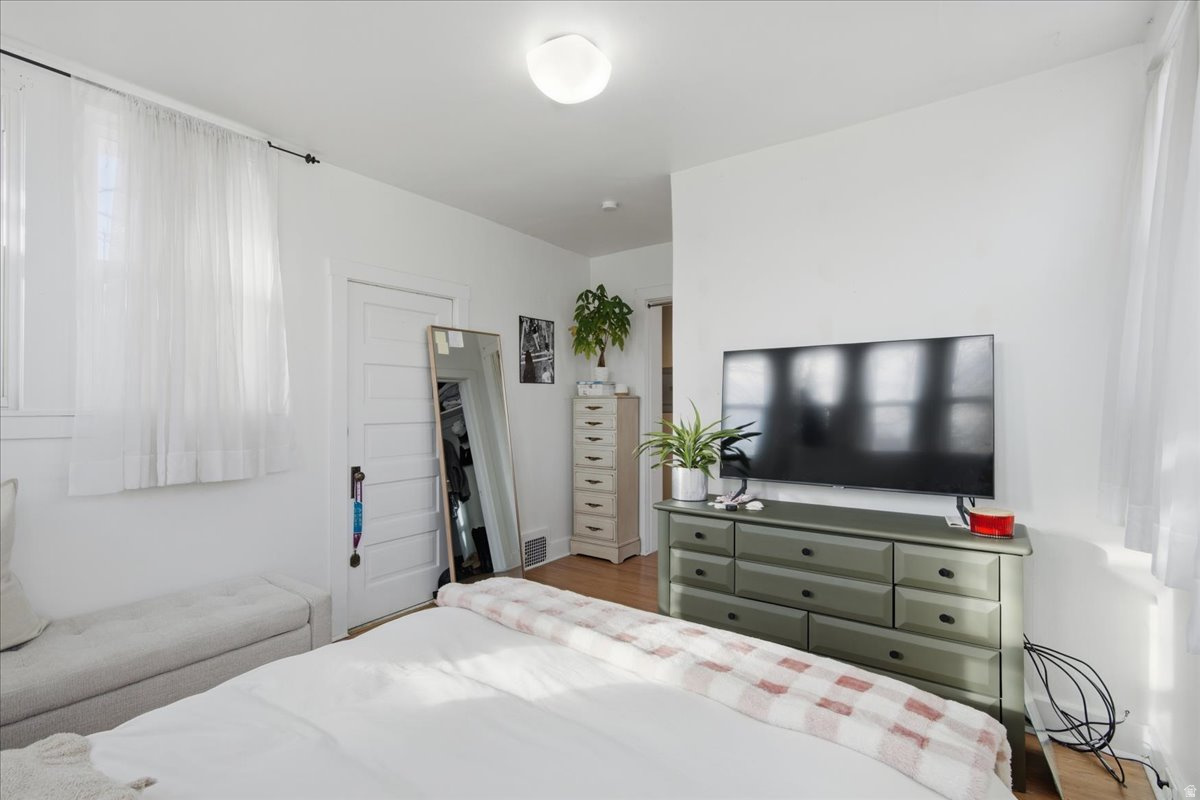 Salt Lake City, Utah, 84103, United States, 5 Bedrooms Bedrooms, ,Residential,For Sale,2003119