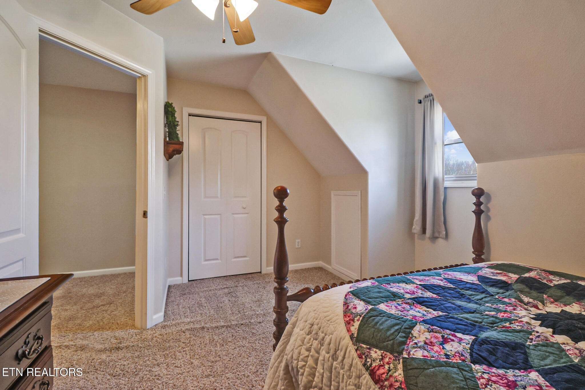 Crossville, Tennessee, 38555, United States, 4 Bedrooms Bedrooms, ,5 BathroomsBathrooms,Residential,For Sale,2005475