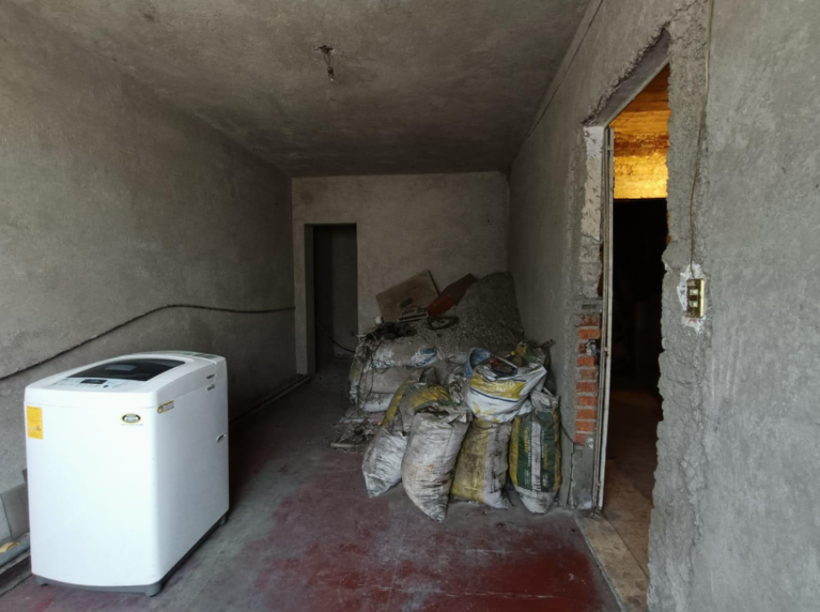Iztacalco, Ciudad de México, 08720, Mexico, 3 Bedrooms Bedrooms, ,2 BathroomsBathrooms,Residential,For Sale,1848922
