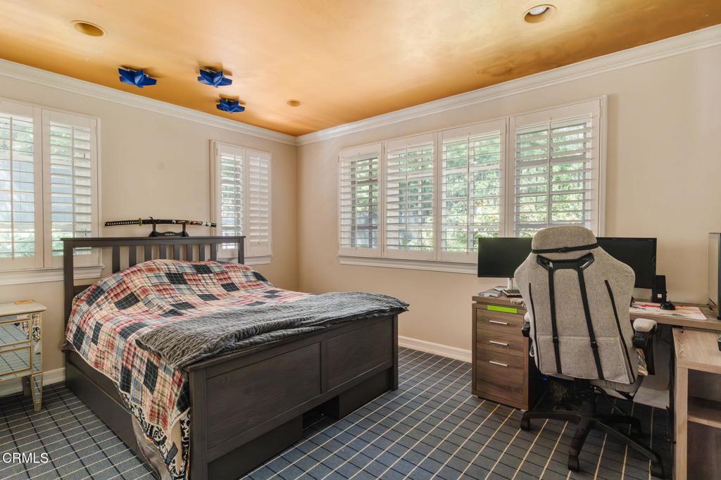 La Canada Flintridge, California, 91011, United States, 4 Bedrooms Bedrooms, ,3 BathroomsBathrooms,Residential,For Sale,1885342