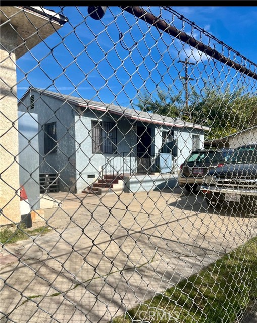 Los Angeles, California, 90063, United States, 5 Bedrooms Bedrooms, ,Residential,For Sale,2012354