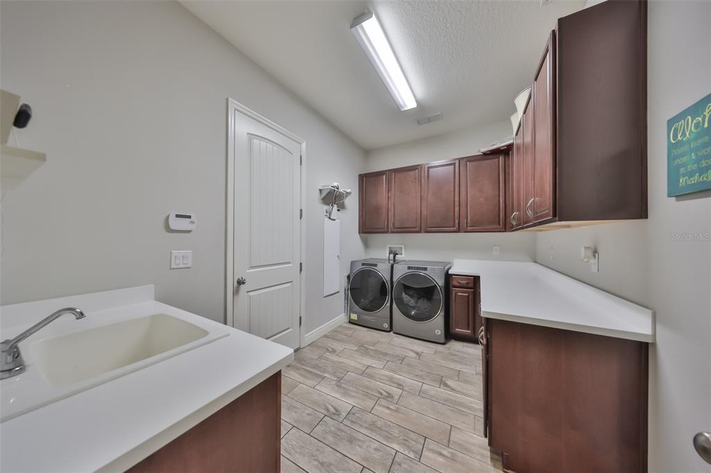 Apollo Beach, Florida, 33572, United States, 4 Bedrooms Bedrooms, ,3 BathroomsBathrooms,Residential,For Sale,1987477