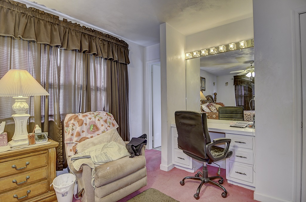 Norfolk, Virginia, 23502, United States, 4 Bedrooms Bedrooms, ,4 BathroomsBathrooms,Residential,For Sale,1974542