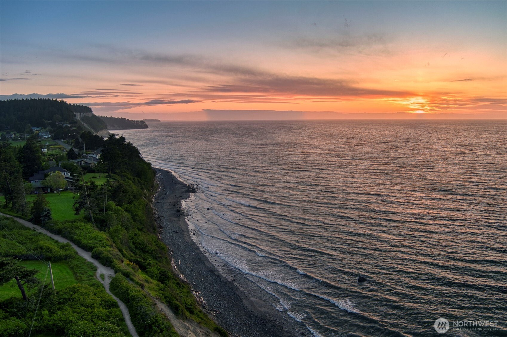 Port Townsend, Washington, 98368, United States, 2 Bedrooms Bedrooms, ,3 BathroomsBathrooms,Residential,For Sale,1997485