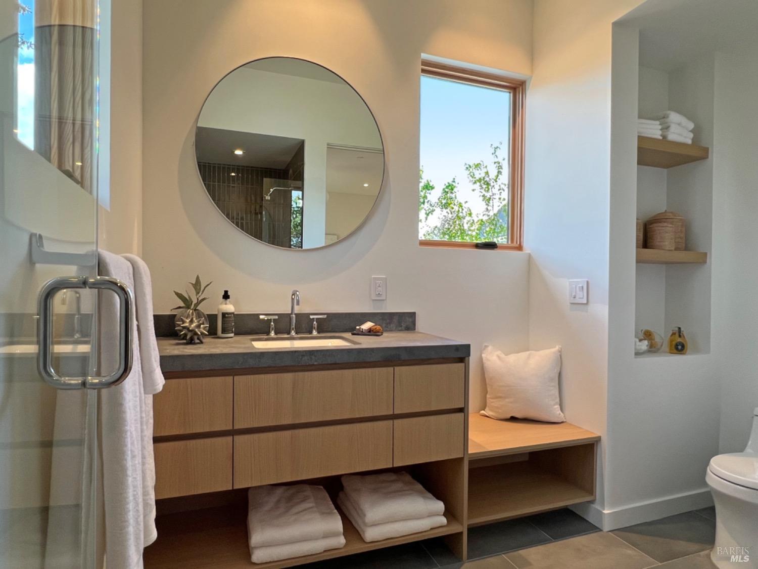 Napa, California, 94558, United States, 5 Bedrooms Bedrooms, ,8 BathroomsBathrooms,Residential,For Sale,1898720