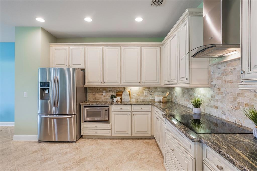 Orlando, Florida, 32820, United States, 4 Bedrooms Bedrooms, ,3 BathroomsBathrooms,Residential,For Sale,1876039