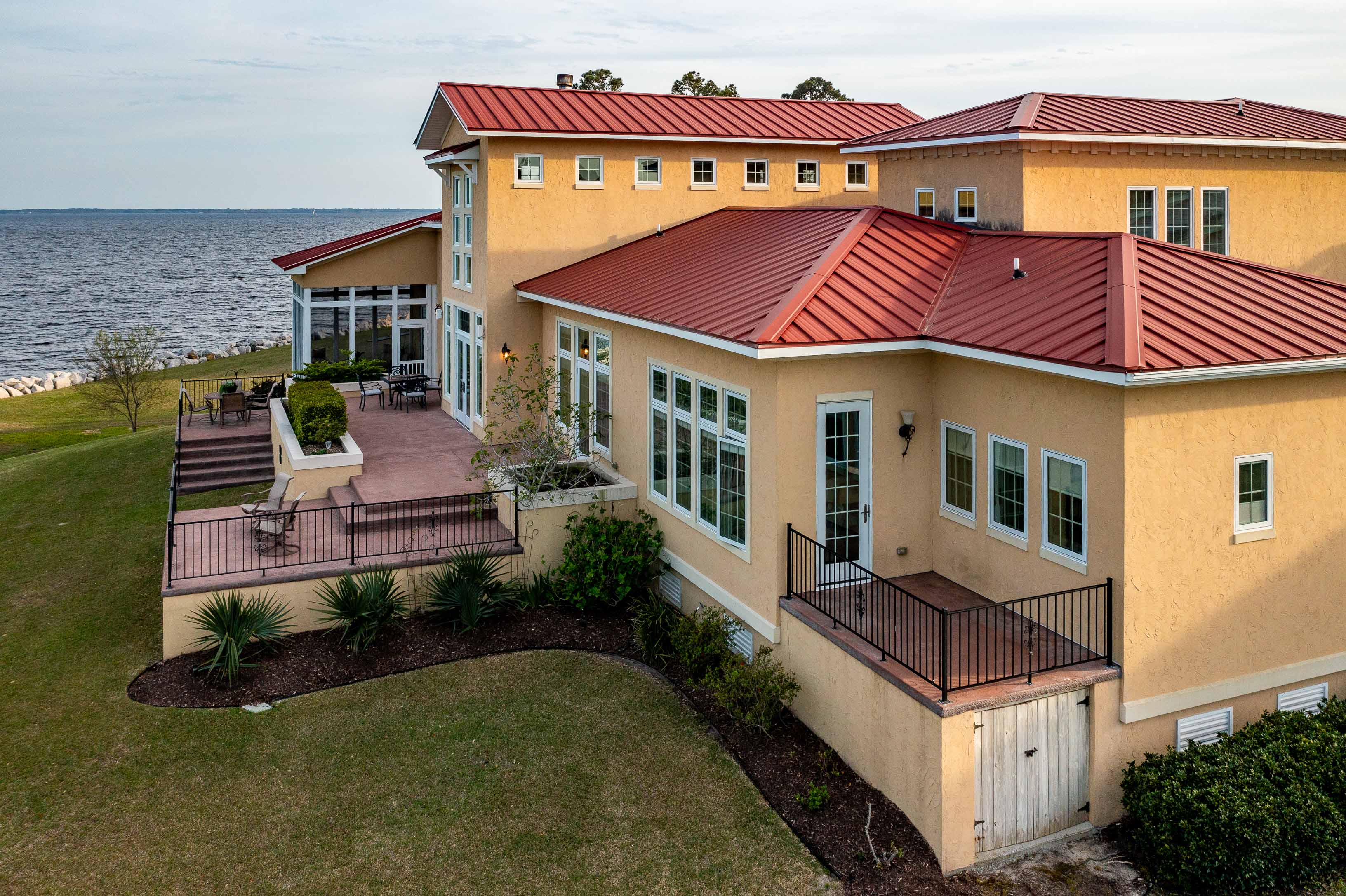 Oriental, North Carolina, 28571, United States, 3 Bedrooms Bedrooms, ,5 BathroomsBathrooms,Residential,For Sale,2011352