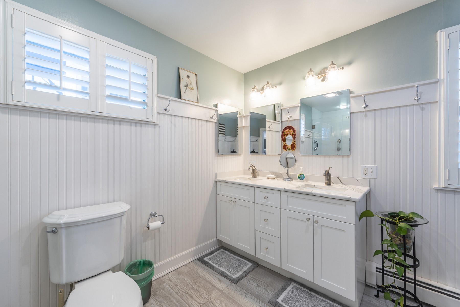  221N Belmont Drive - 物件實景