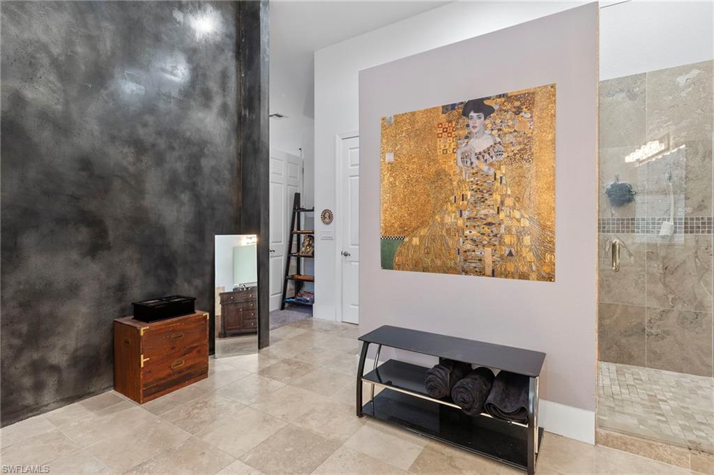 Fort Myers, Florida, 33901, United States, 5 Bedrooms Bedrooms, ,4 BathroomsBathrooms,Residential,For Sale,1687446