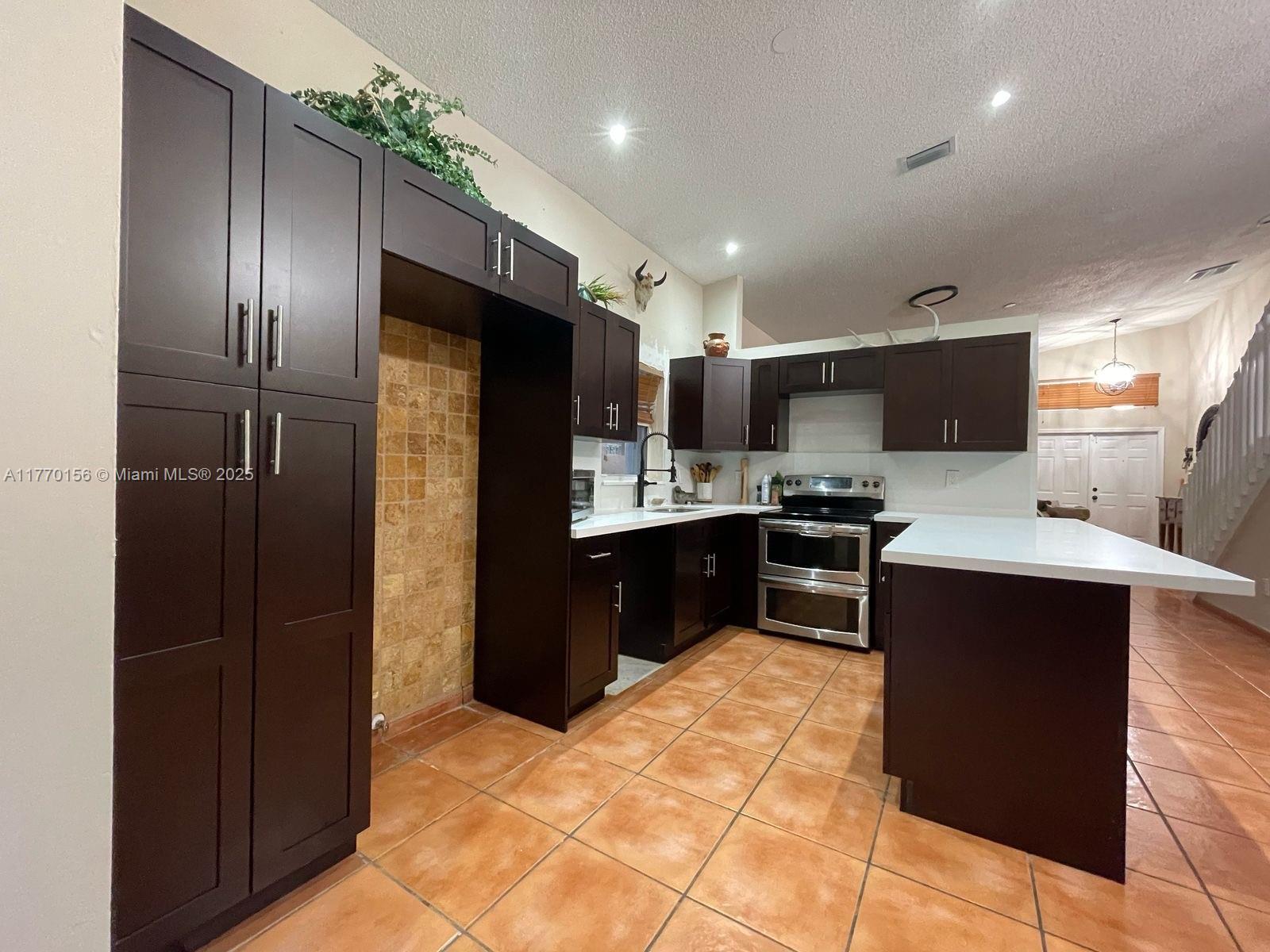 Homestead, Florida, 33032, United States, 4 Bedrooms Bedrooms, ,3 BathroomsBathrooms,Residential,For Sale,1746842