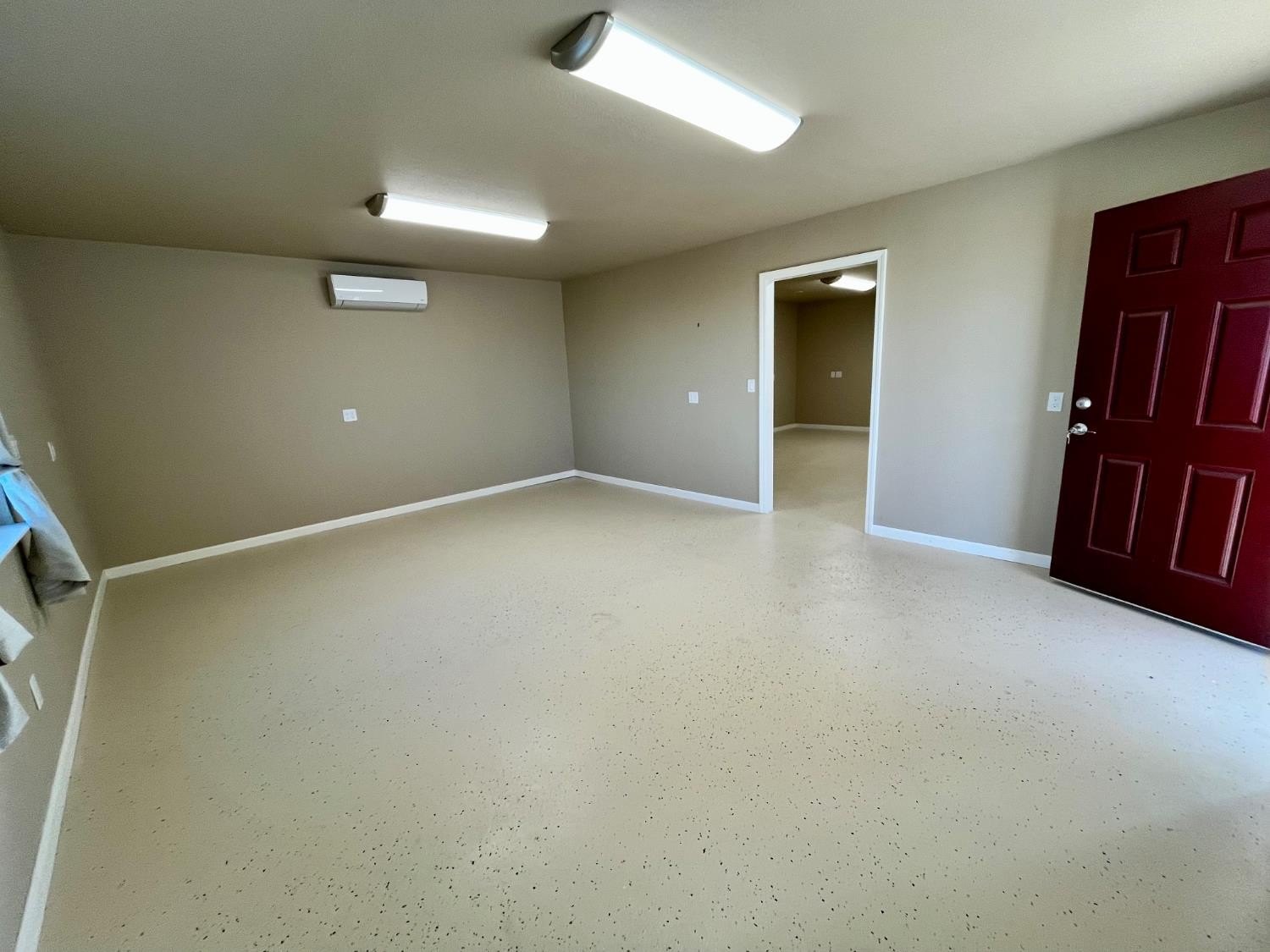 Valley Springs, California, 95252, United States, 3 Bedrooms Bedrooms, ,4 BathroomsBathrooms,Residential,For Sale,1981868