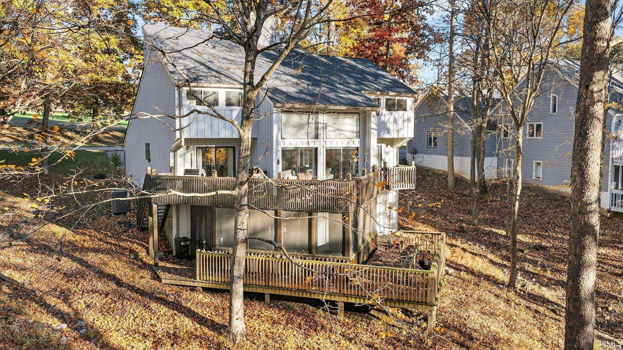 Bloomington, Indiana, 47401, United States, 4 Bedrooms Bedrooms, ,4 BathroomsBathrooms,Residential,For Sale,1988549